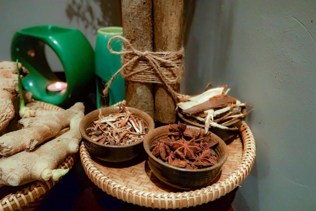 Allegro Hoi An . A Little Luxury Hotel & Spa Extérieur photo Ayurvedic ingredients