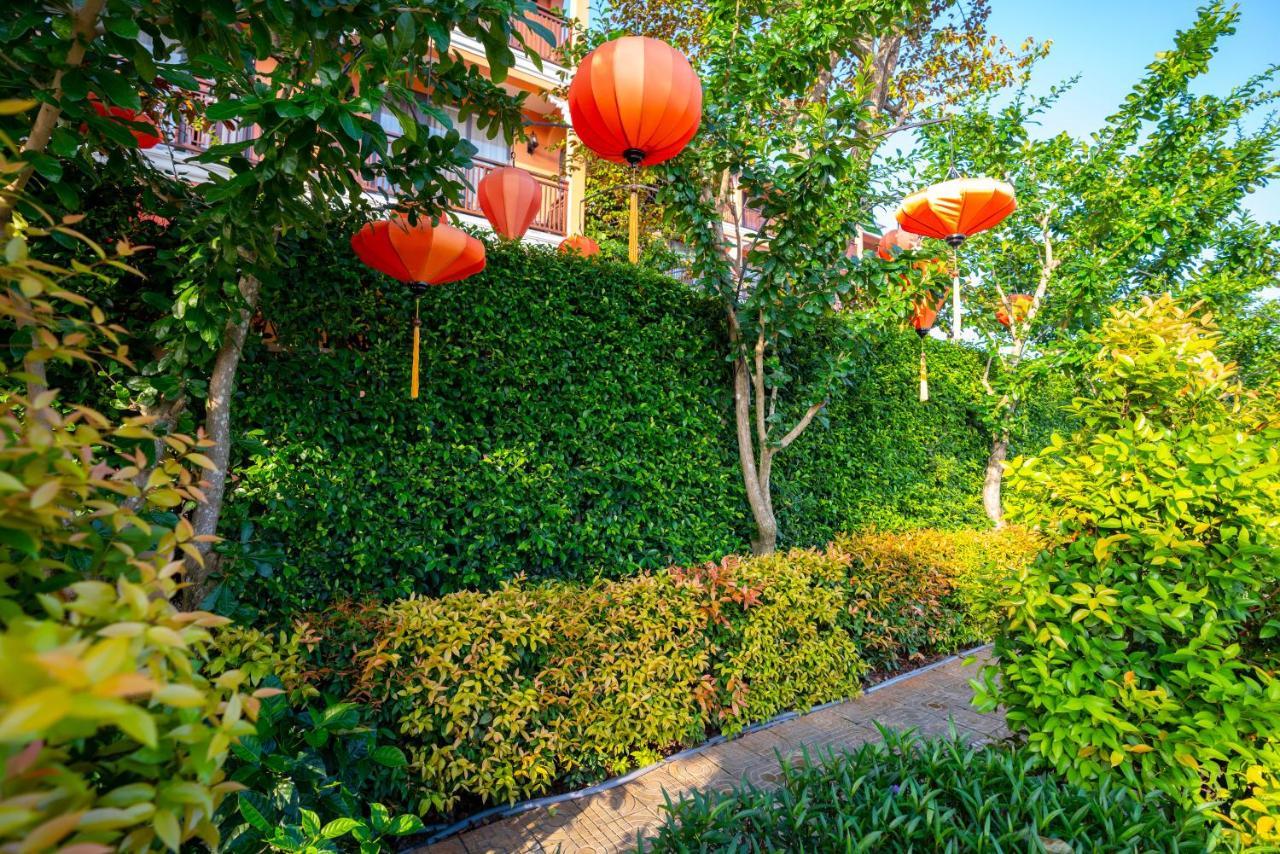 Allegro Hoi An . A Little Luxury Hotel & Spa Extérieur photo Chinese lanterns in Chinatown, San Francisco